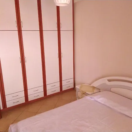 Apartmán Apartment 100M From The Sea Nea Roda